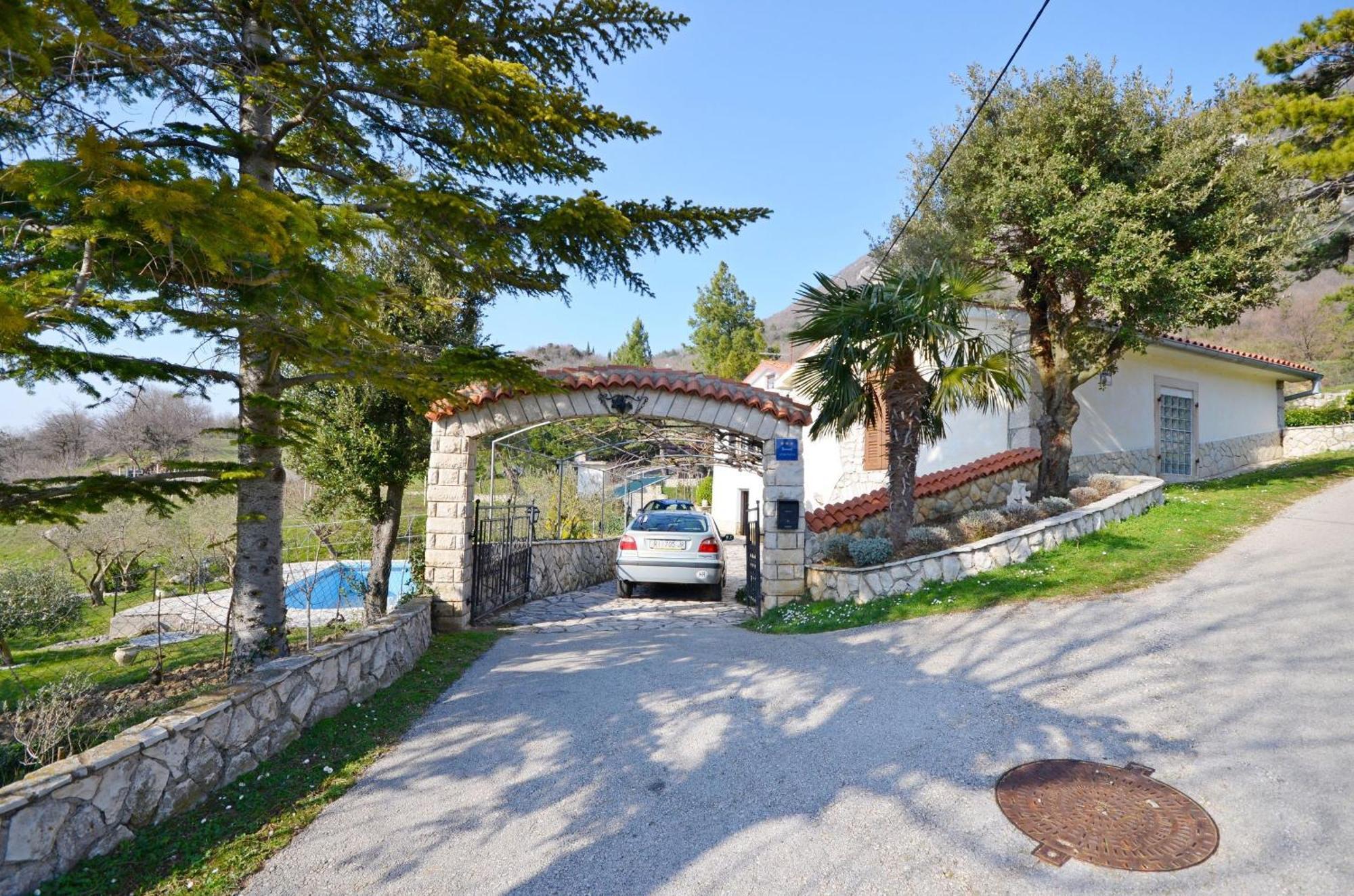 Apartment Josip Plomin Exterior foto
